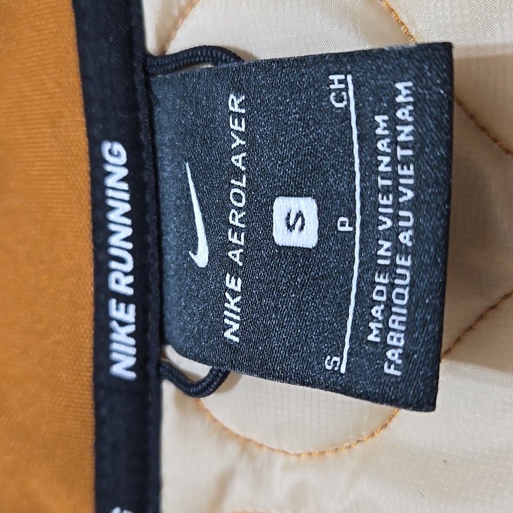 Nike Women' Aerolayer Running Vest - Picture 3 of 3